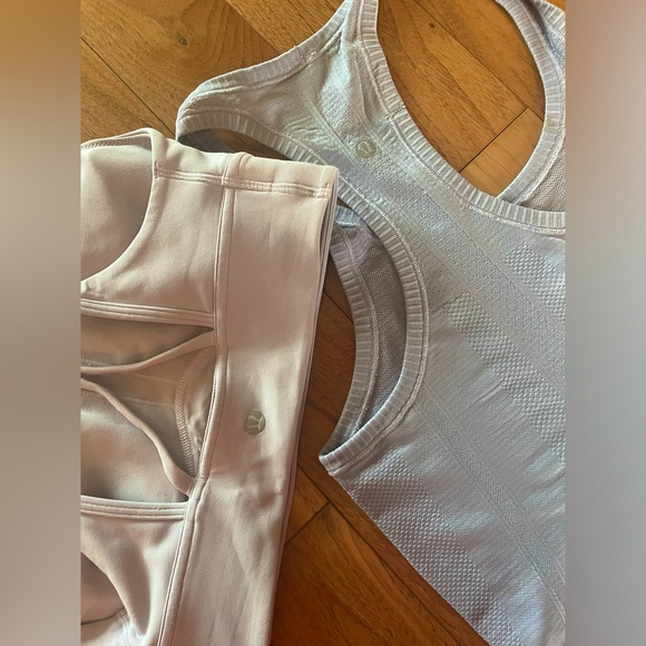 Lululemon swiftly tank top and sports bra
Both size 4
$40 for both - Picture 4 of 4